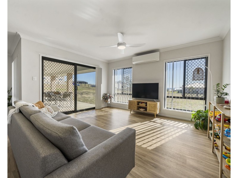 7 Nuffield Street, Kingsthorpe QLD 4400