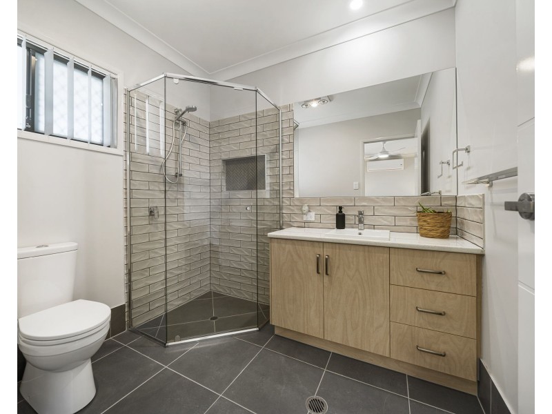 7 Nuffield Street, Kingsthorpe QLD 4400