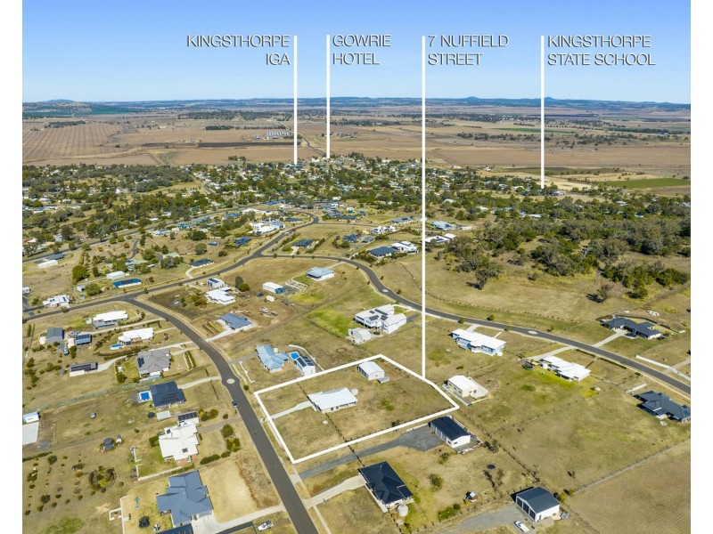 7 Nuffield Street, Kingsthorpe QLD 4400