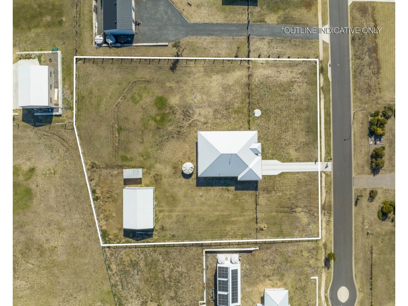 7 Nuffield Street, Kingsthorpe QLD 4400