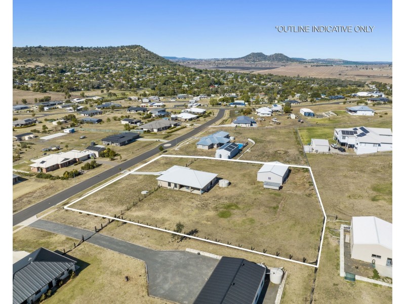 7 Nuffield Street, Kingsthorpe QLD 4400