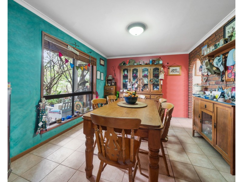 4 Glen Court, Glenvale QLD 4350