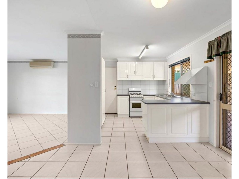 37 Riethmuller Street, Kearneys Spring QLD 4350