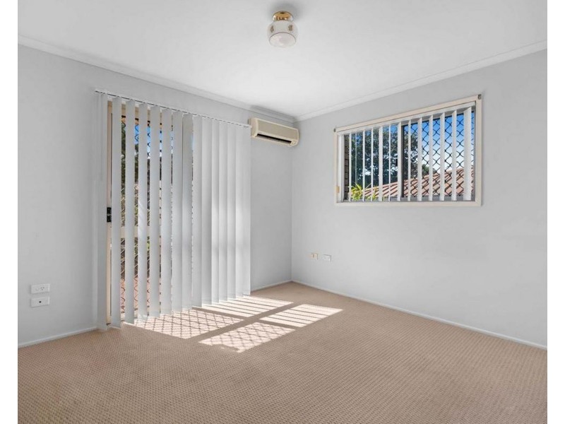 37 Riethmuller Street, Kearneys Spring QLD 4350