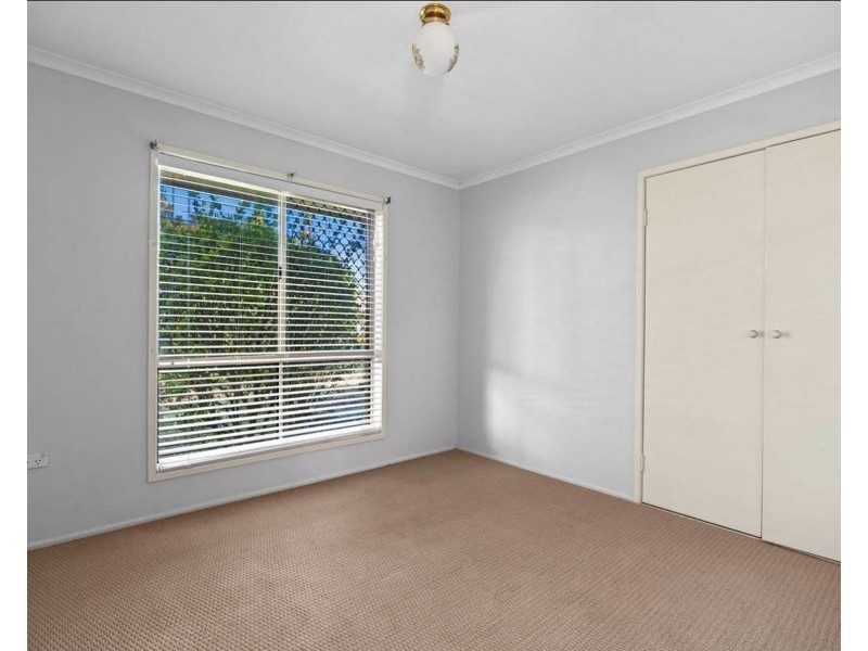 37 Riethmuller Street, Kearneys Spring QLD 4350