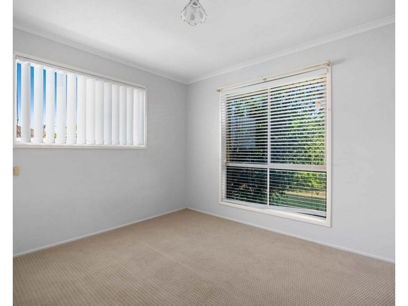 37 Riethmuller Street, Kearneys Spring QLD 4350