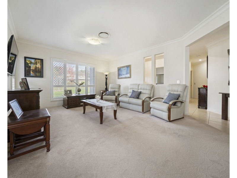 45 McClymont Drive, Rangeville QLD 4350