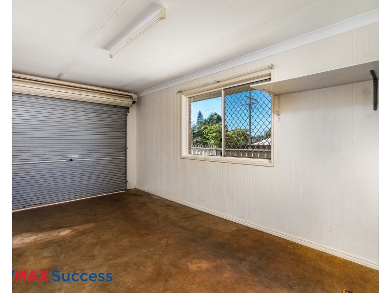 11 Elizabeth Kenny Court, Harristown QLD 4350