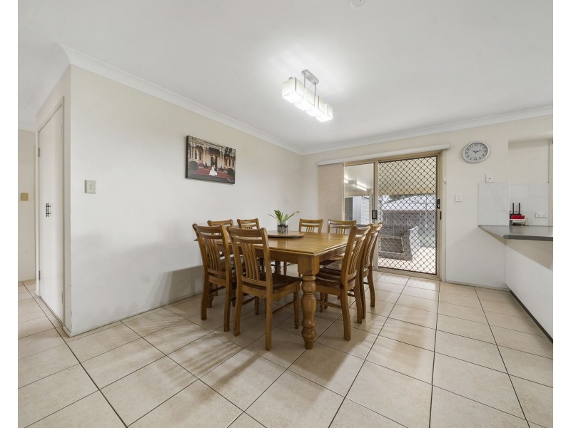 8 Silver Gum Court, Glenvale QLD 4350