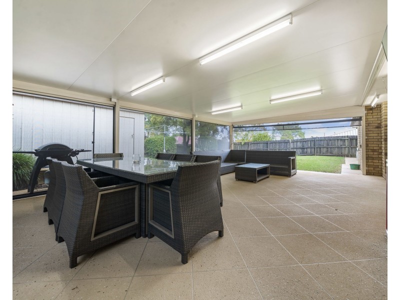 8 Silver Gum Court, Glenvale QLD 4350