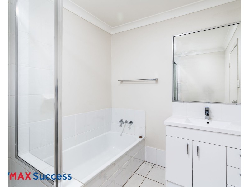 17/173 North Street, Rockville QLD 4350