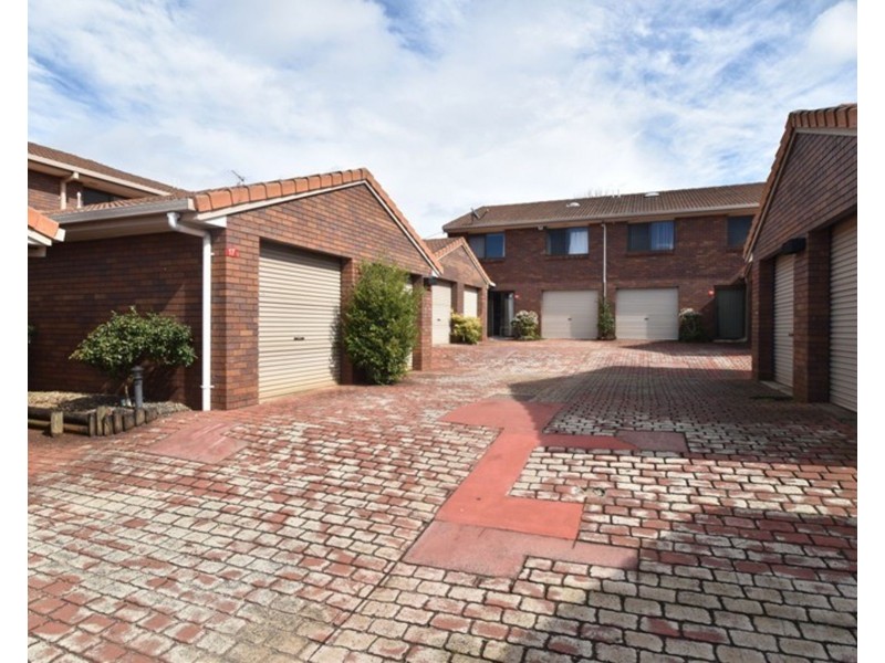 17/173 North Street, Rockville QLD 4350