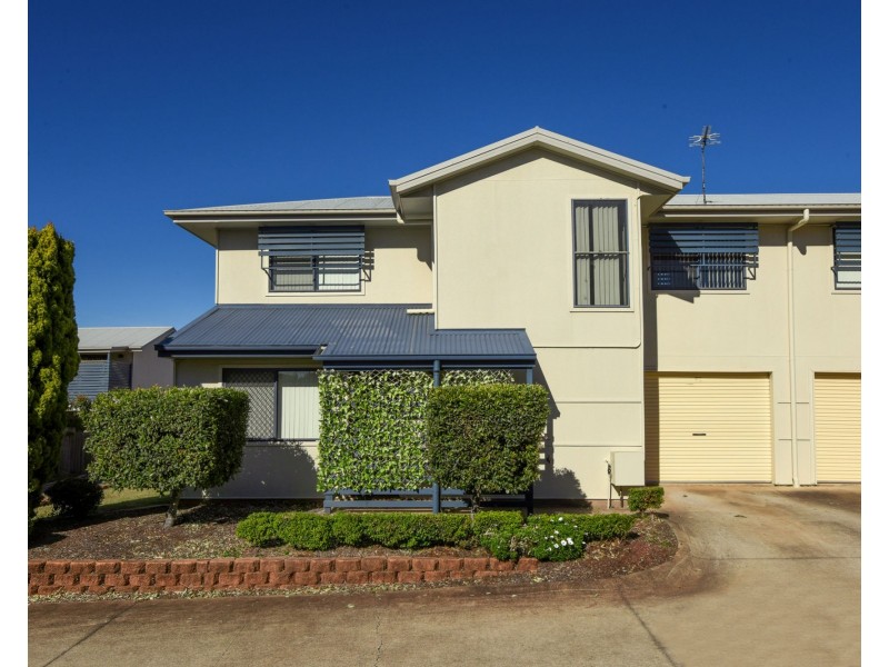 21/337 Spring Street, Kearneys Spring QLD 4350