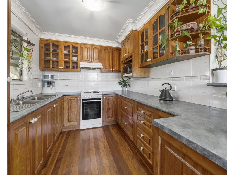 12 Airforce Road, Helidon QLD 4344