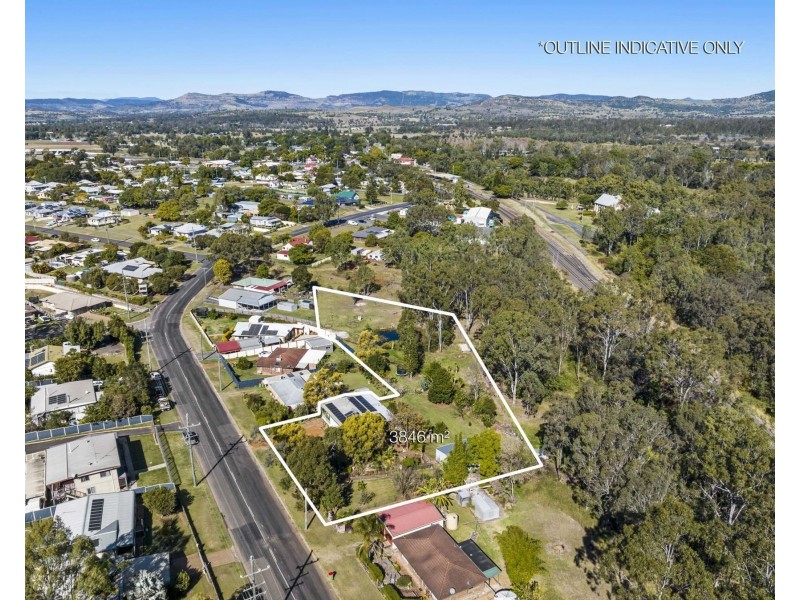 12 Airforce Road, Helidon QLD 4344