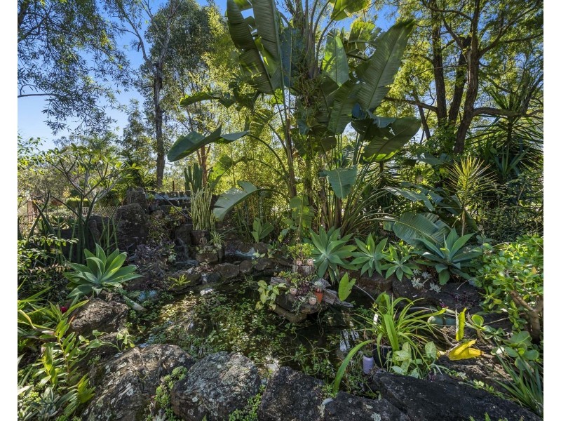 12 Airforce Road, Helidon QLD 4344
