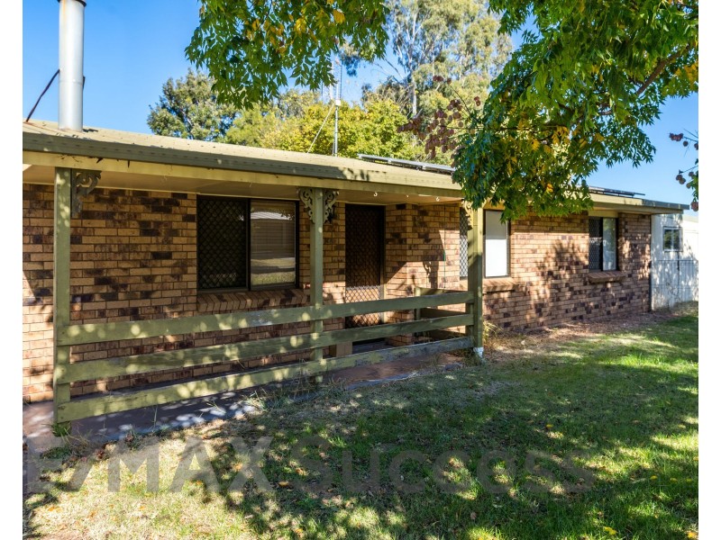 18 Balfour Street, Wyreema QLD 4352