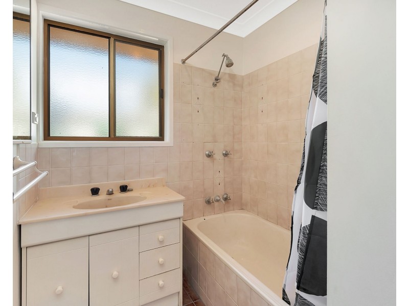 18 Balfour Street, Wyreema QLD 4352