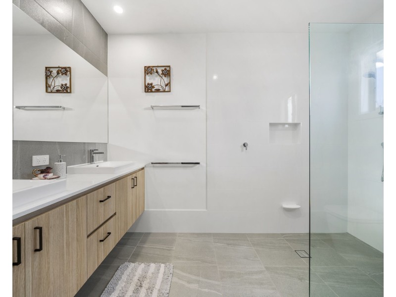 79/99 Hampton Street, Harristown QLD 4350