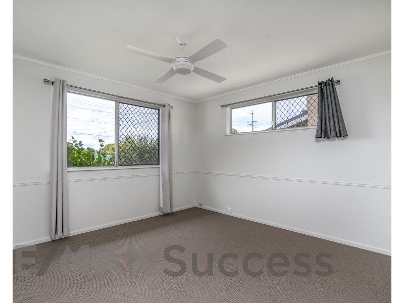 51 Debra Street, Centenary Heights QLD 4350