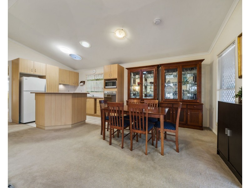 52/303 Spring Street, Kearneys Spring QLD 4350