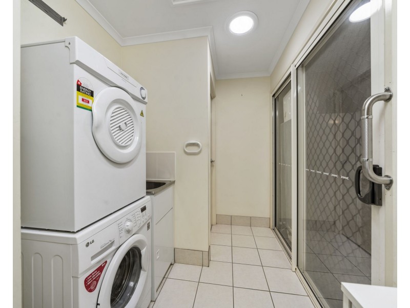 52/303 Spring Street, Kearneys Spring QLD 4350