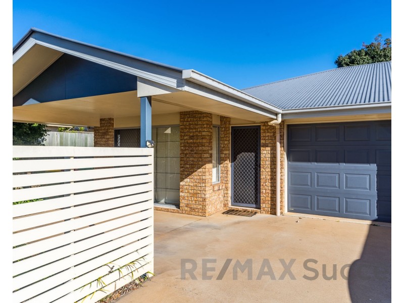 2/63 Kearney Street, Kearneys Spring QLD 4350