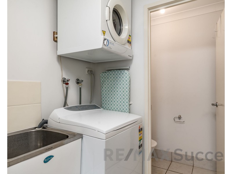 2/63 Kearney Street, Kearneys Spring QLD 4350