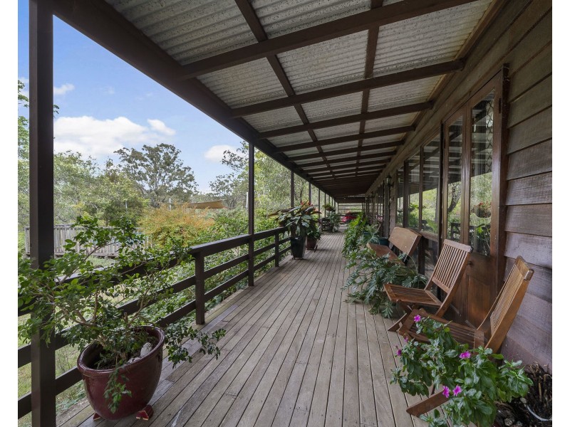 7 Gosper Road, Murphys Creek QLD 4352