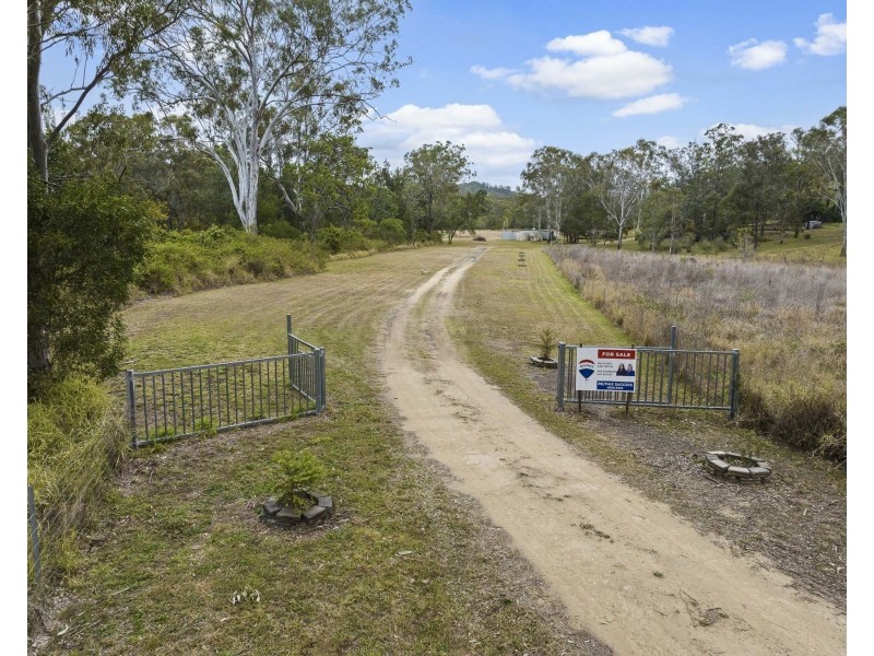 7 Gosper Road, Murphys Creek QLD 4352