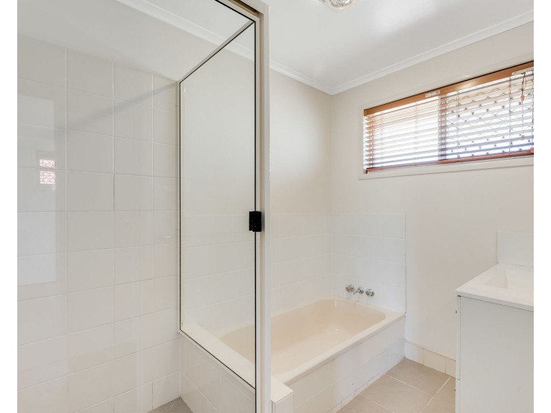 13 Gloucester Crescent, Darling Heights QLD 4350