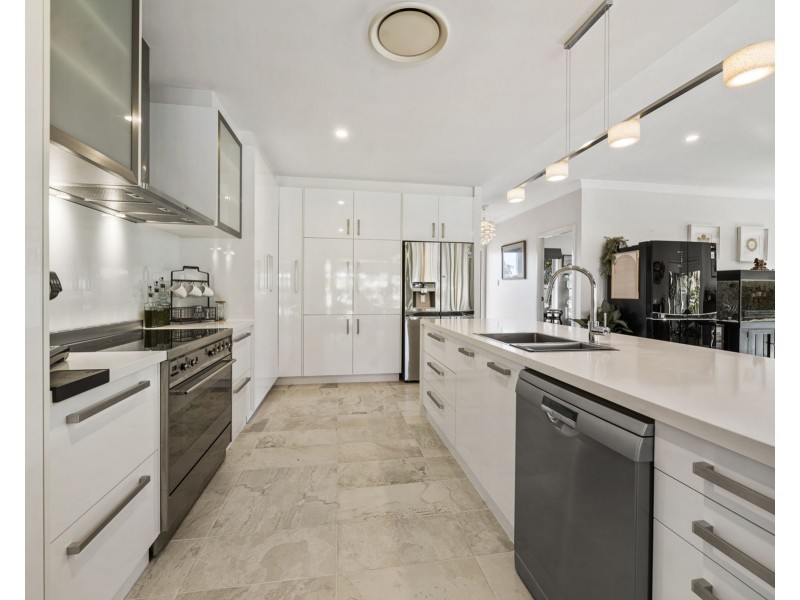 180 Carroll Road, Preston QLD 4352
