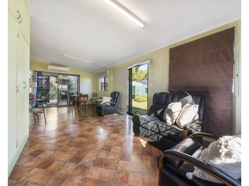 19 Dodd Street, Newtown QLD 4350