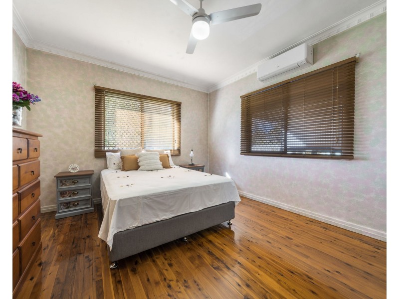 19 Dodd Street, Newtown QLD 4350