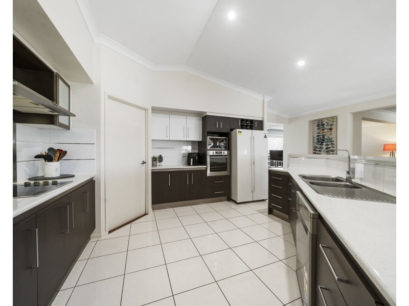 8 O’Grady Street, Kearneys Spring QLD 4350