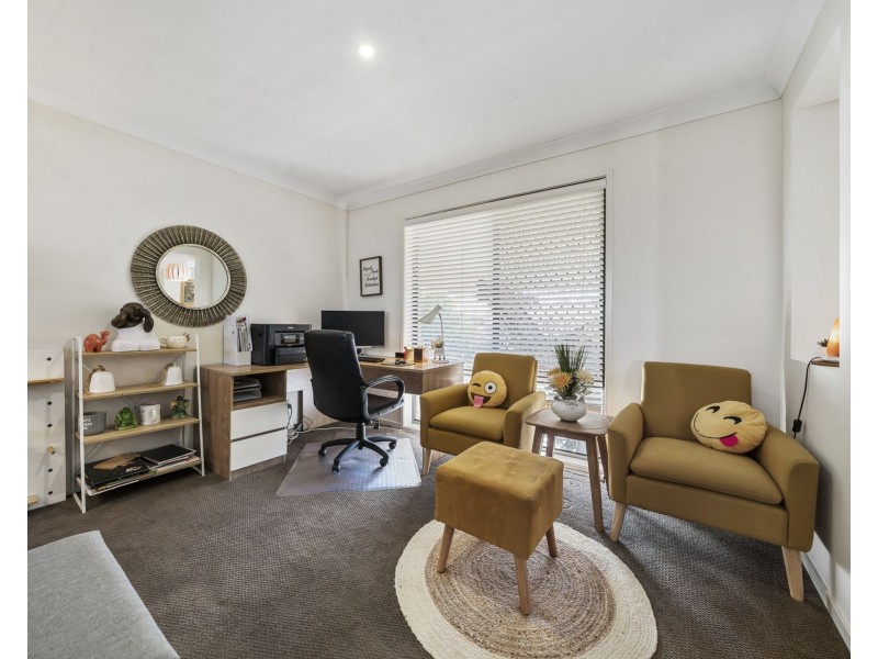 8 O’Grady Street, Kearneys Spring QLD 4350