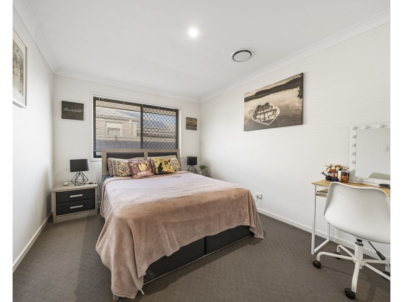 8 O’Grady Street, Kearneys Spring QLD 4350