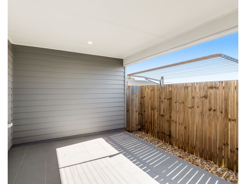 2/5A Berry Street, Wilsonton QLD 4350