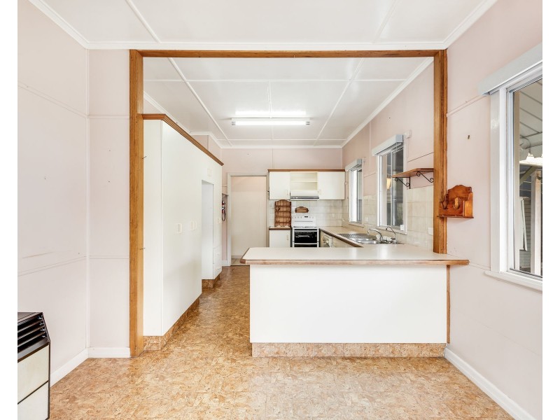 23 Dodd Street, Newtown QLD 4350