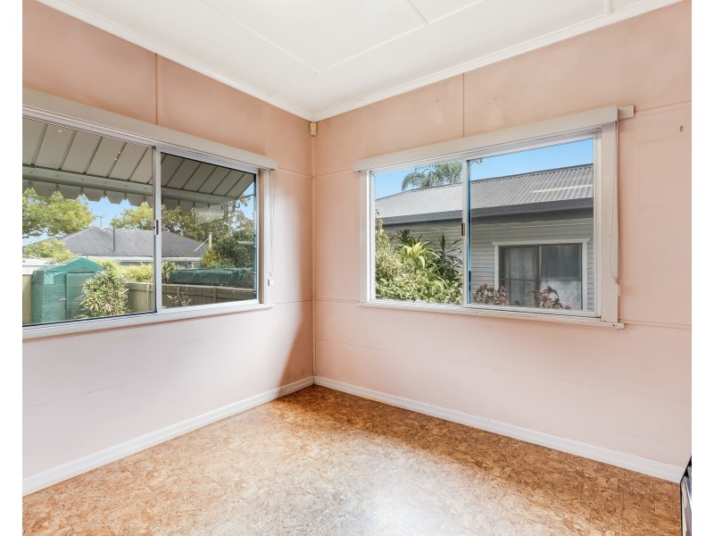 23 Dodd Street, Newtown QLD 4350