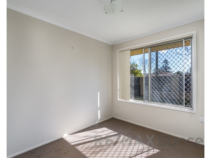 34 Lotus Crescent, Centenary Heights QLD 4350