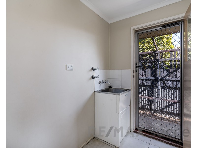 34 Lotus Crescent, Centenary Heights QLD 4350