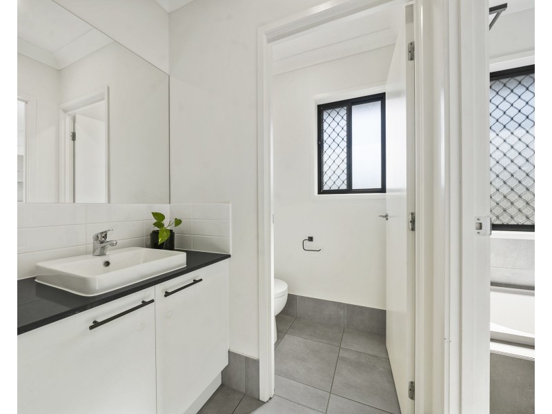 13B Franks Road, Regency Downs QLD 4341