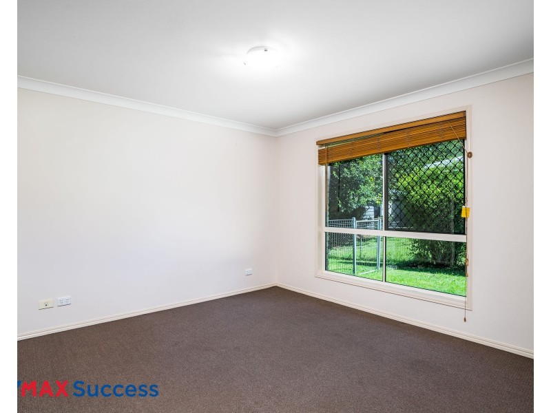 14b Barry Street, Mount Lofty QLD 4350