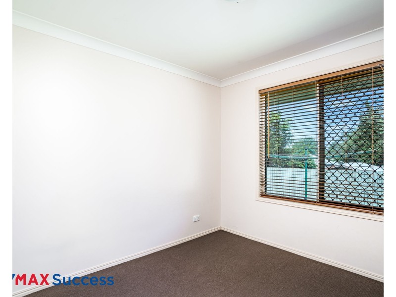 14b Barry Street, Mount Lofty QLD 4350
