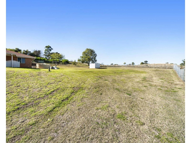 24 Junction Drive, Gowrie Junction QLD 4352