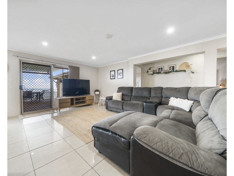 32 Whitman Street, Westbrook QLD 4350