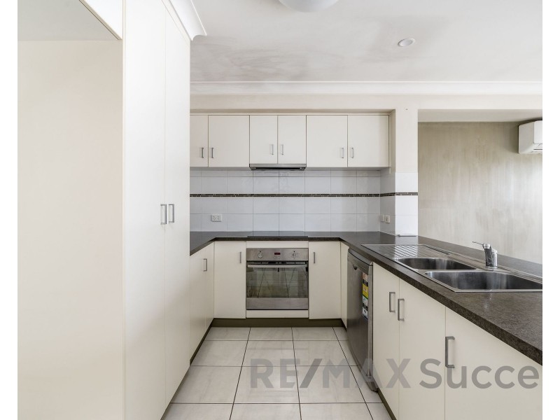 1/22 Gostwyck Street, Newtown QLD 4350