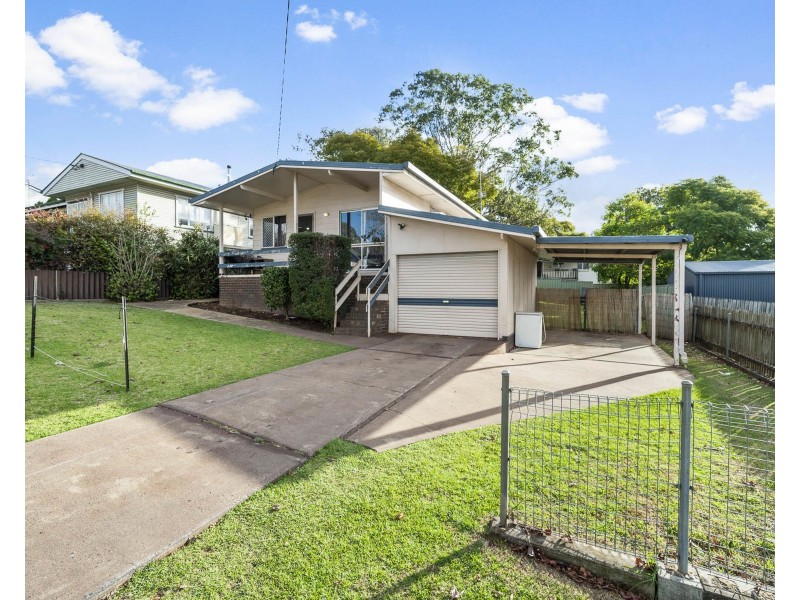 1 Dodd Street, Newtown QLD 4350