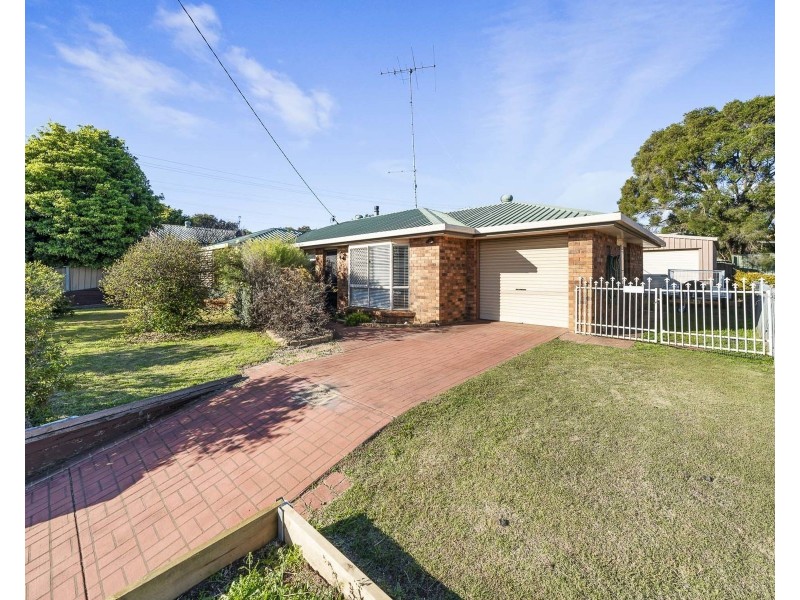 594 Greenwattle Street, Newtown QLD 4350